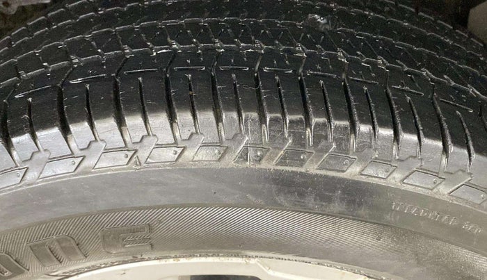 2020 Mahindra Scorpio S11 2WD, Diesel, Manual, 54,345 km, Left Front Tyre Tread