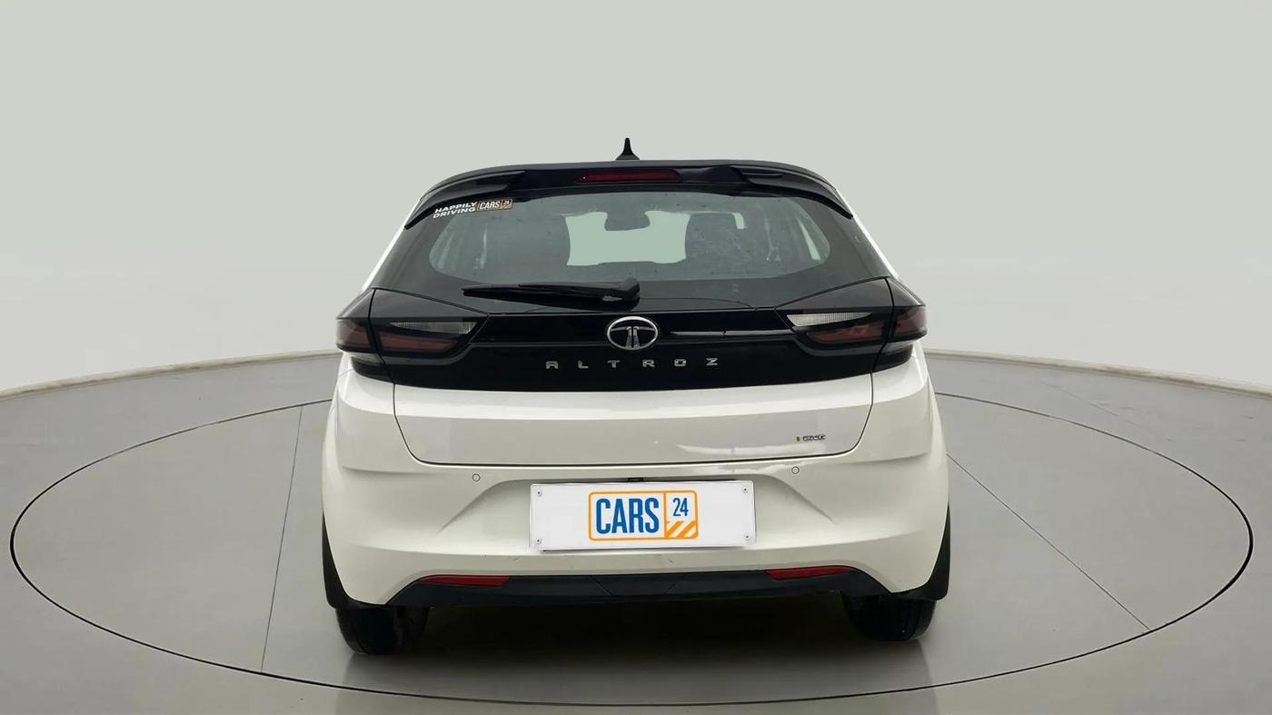 2024 Tata ALTROZ XZ PLUS SUNROOF CNG, CNG, Manual, 10,410 km, Back/Rear