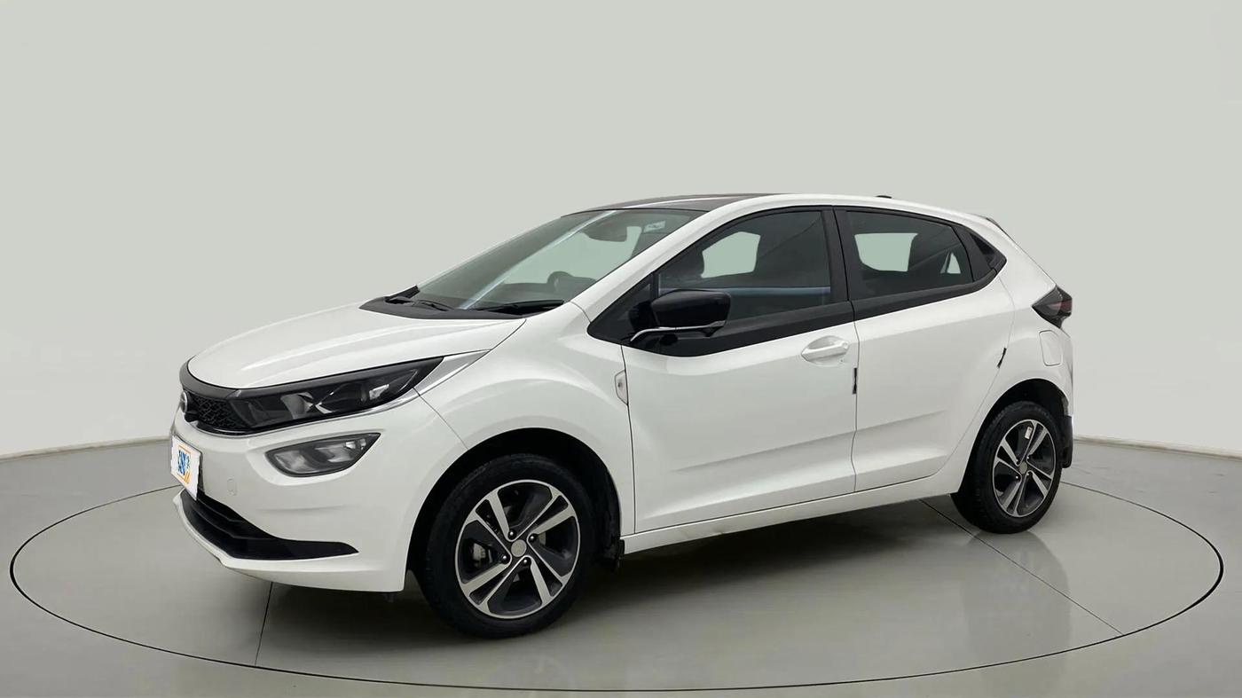2024 Tata ALTROZ XZ PLUS SUNROOF CNG, CNG, Manual, 10,410 km, Left Front Diagonal