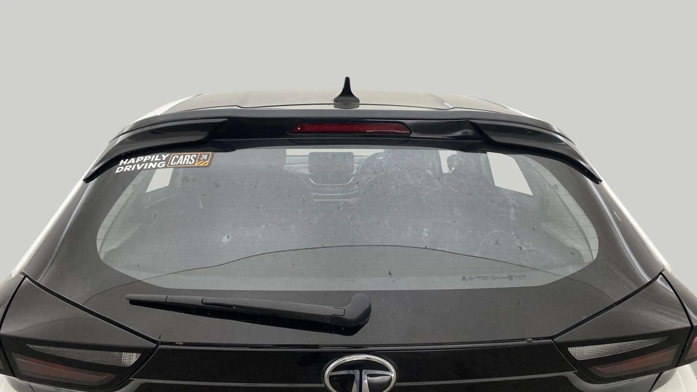 2024 Tata ALTROZ XZ PLUS SUNROOF CNG, CNG, Manual, 10,410 km, Rear Windshield