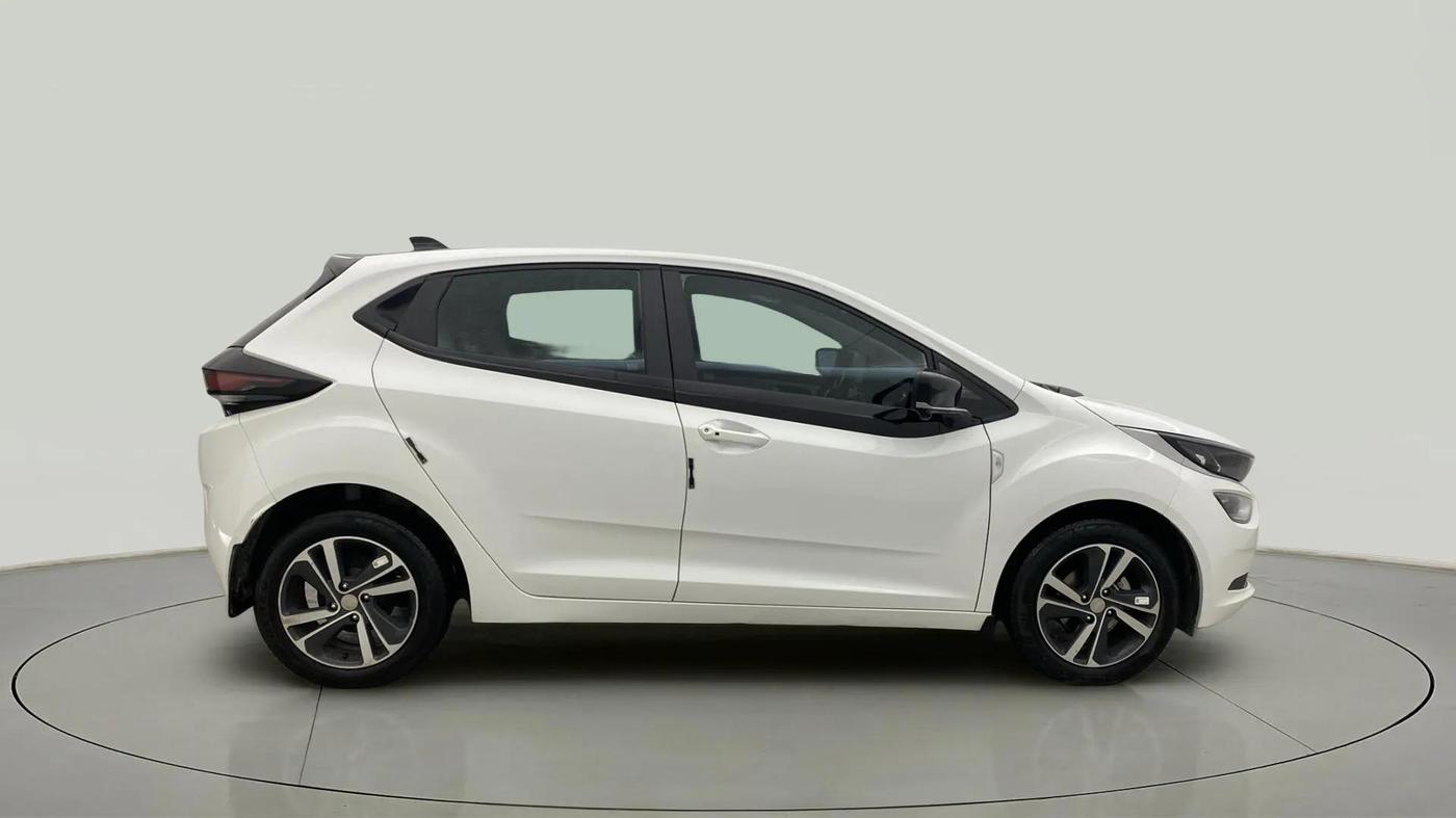 2024 Tata ALTROZ XZ PLUS SUNROOF CNG, CNG, Manual, 10,410 km, Right Side View