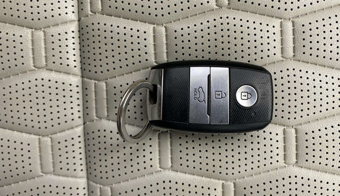 2020 KIA SELTOS HTX 1.5 PETROL, Petrol, Manual, 92,117 km, Key Close Up