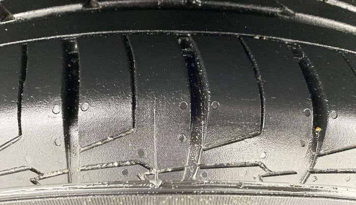 2020 KIA SELTOS HTX 1.5 PETROL, Petrol, Manual, 92,117 km, Left Front Tyre Tread