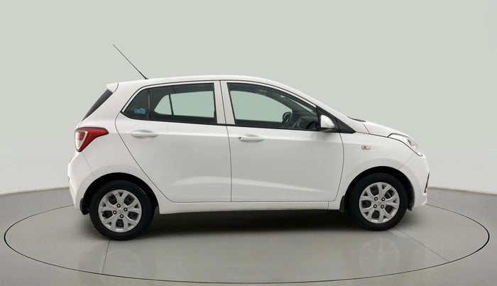 2016 Hyundai Grand i10 MAGNA 1.2 KAPPA VTVT, Petrol, Manual, 54,119 km, Right Side View