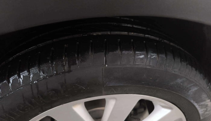 2022 MG ASTOR SUPER EX 1.5 MT, Petrol, Manual, 26,484 km, Right Front Tyre Tread