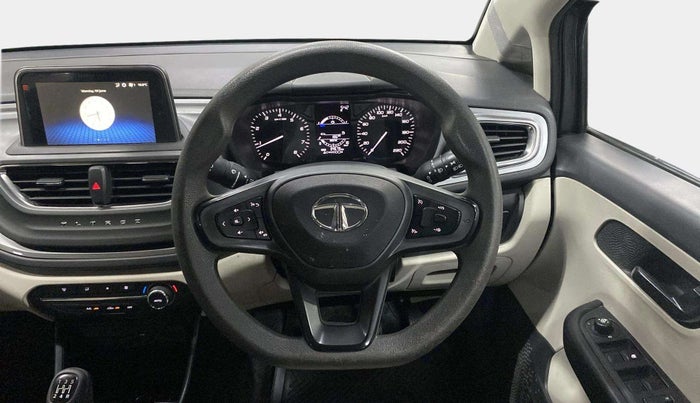 2022 Tata ALTROZ XT DIESEL, Diesel, Manual, 34,665 km, Steering Wheel Close Up