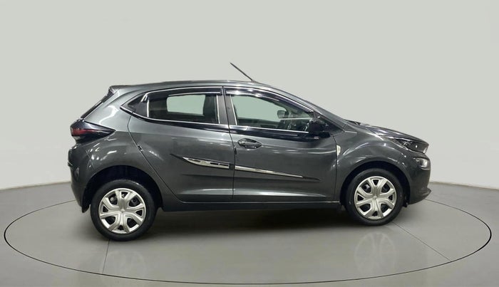 2022 Tata ALTROZ XT DIESEL, Diesel, Manual, 34,665 km, Right Side View