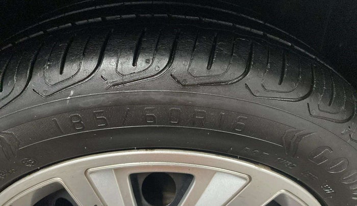 2022 Tata ALTROZ XT DIESEL, Diesel, Manual, 34,665 km, Right Front Tyre Tread