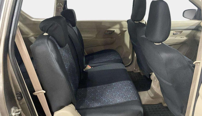 2019 Maruti Ertiga VXI SHVS, Petrol, Manual, 21,577 km, Right Side Rear Door Cabin