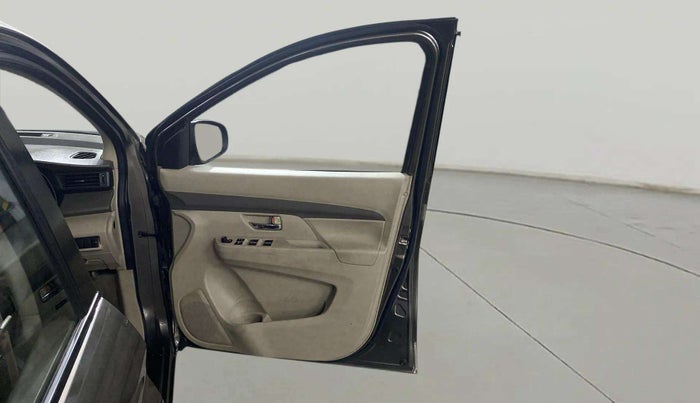 2019 Maruti Ertiga VXI SHVS, Petrol, Manual, 21,577 km, RHS Front Door
