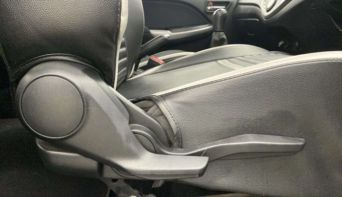 2020 Toyota Glanza G, Petrol, Manual, 69,594 km, Driver Side Adjustment Panel