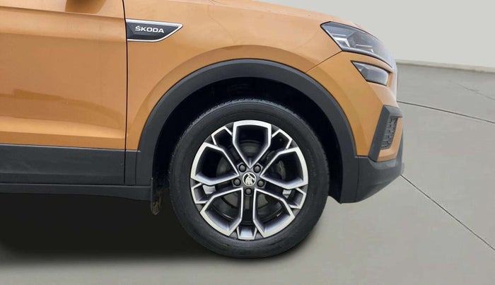2021 Skoda KUSHAQ STYLE 1.0L TSI MT, Petrol, Manual, 29,279 km, Right Front Wheel
