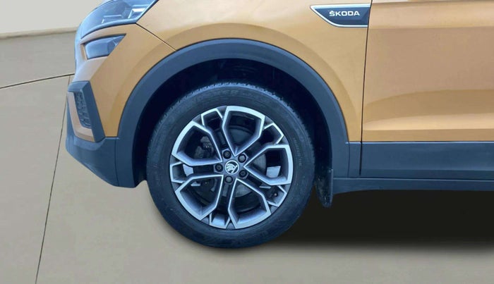2021 Skoda KUSHAQ STYLE 1.0L TSI MT, Petrol, Manual, 29,279 km, Left Front Wheel