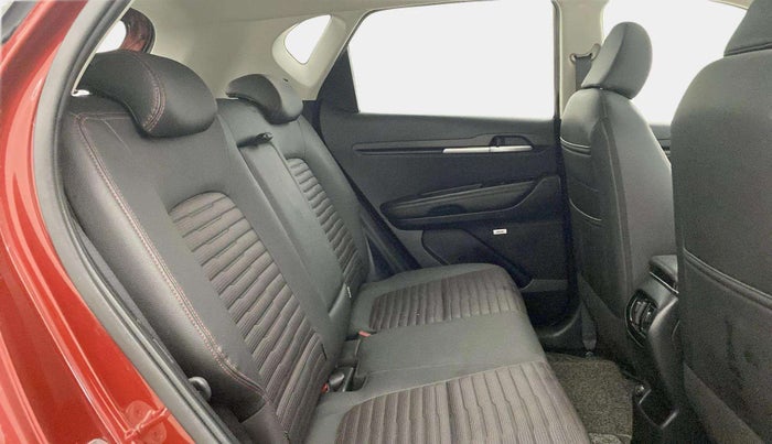 2020 KIA SONET GTX PLUS 1.0 IMT, Petrol, Manual, 28,482 km, Right Side Rear Door Cabin