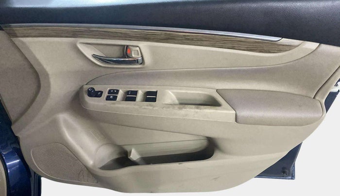 2018 Maruti Ciaz ALPHA  AT 1.5 SHVS PETROL, Petrol, Automatic, 49,396 km, Driver Side Door Panels Control