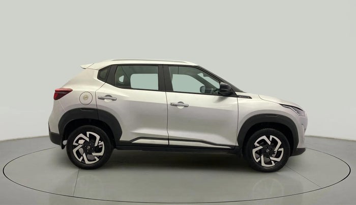 2022 Nissan MAGNITE XV MT, Petrol, Manual, 40,997 km, Right Side View