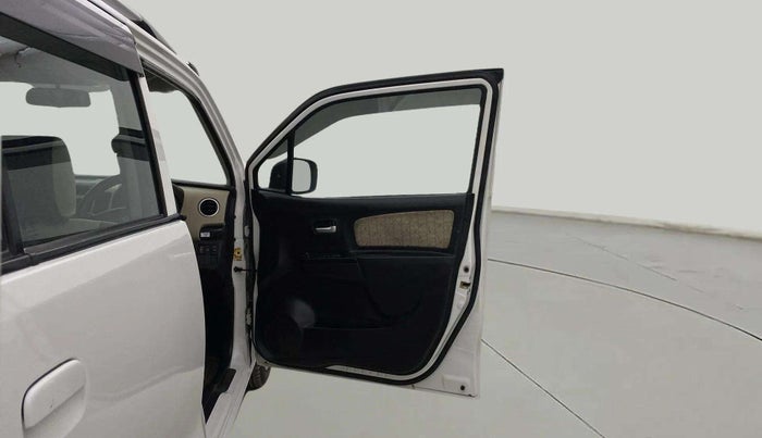 2017 Maruti Wagon R 1.0 VXI, CNG, Manual, 57,912 km, RHS Front Door