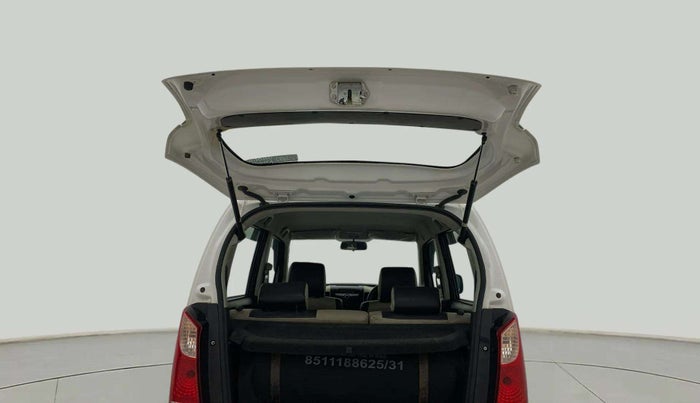 2017 Maruti Wagon R 1.0 VXI, CNG, Manual, 57,912 km, Boot Door Open