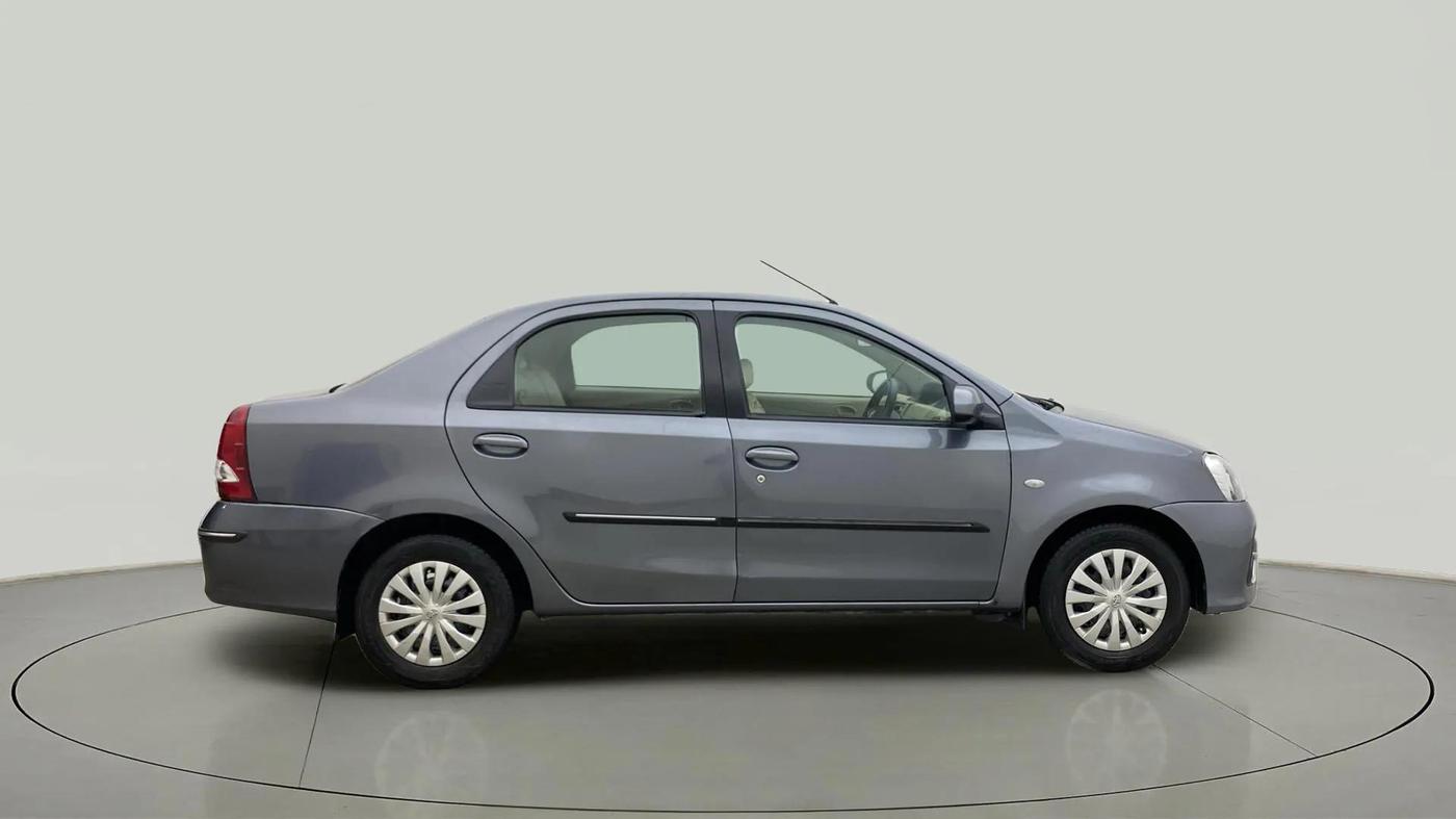 2017 Toyota Etios GD, Diesel, Manual, 50,903 km, Right Side View