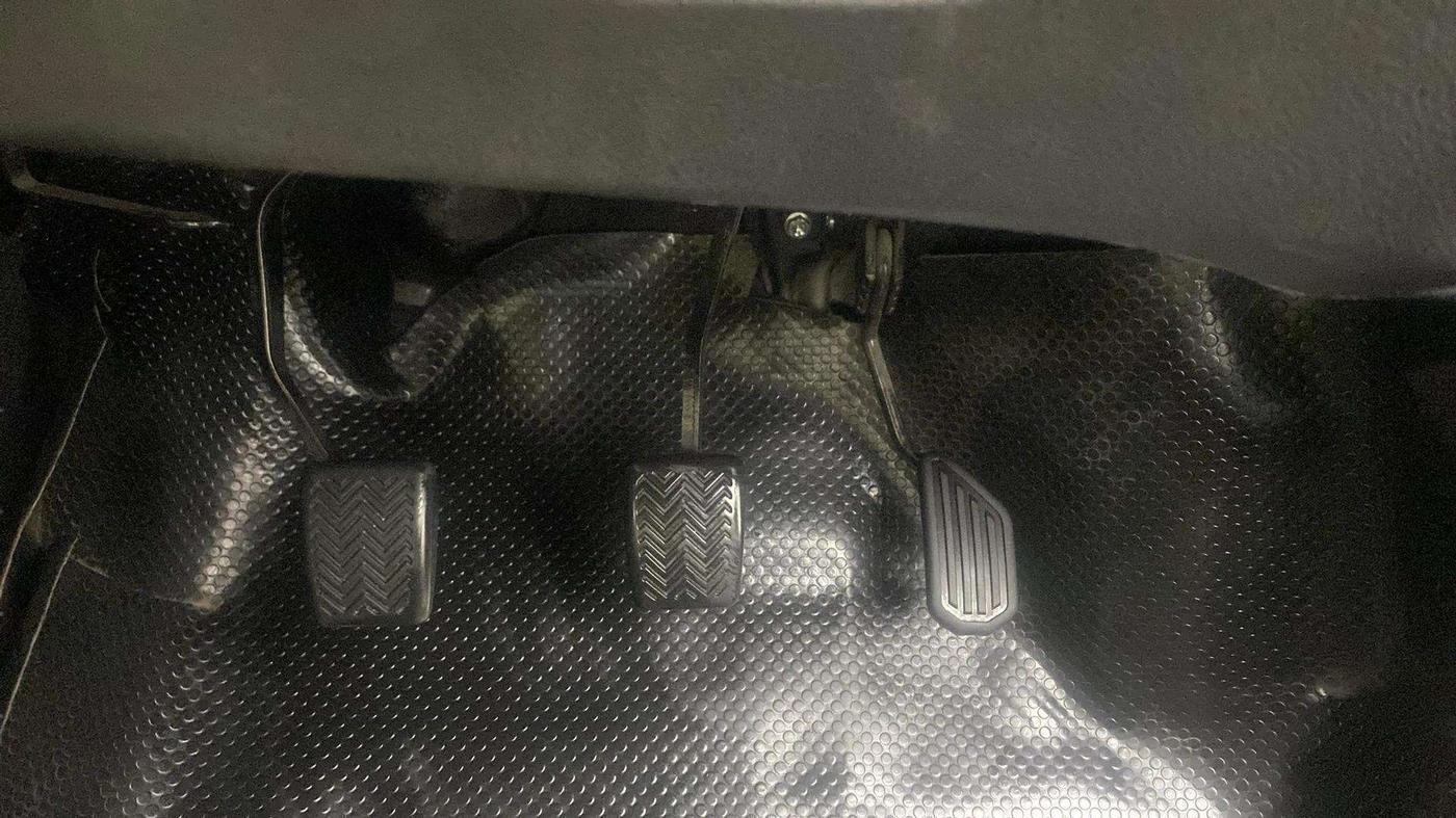 2017 Toyota Etios GD, Diesel, Manual, 50,903 km, Pedals
