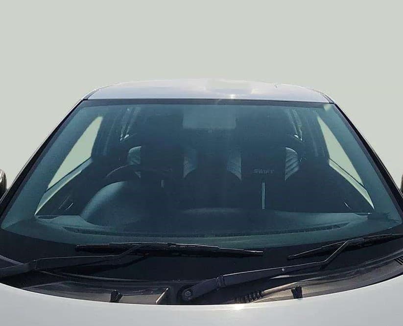 2017 Maruti Swift VXI, Petrol, Manual, 53,517 km, Front Windshield