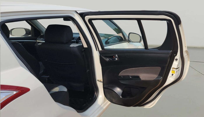 2017 Maruti Swift VXI, Petrol, Manual, 53,517 km, RHS Rear Door