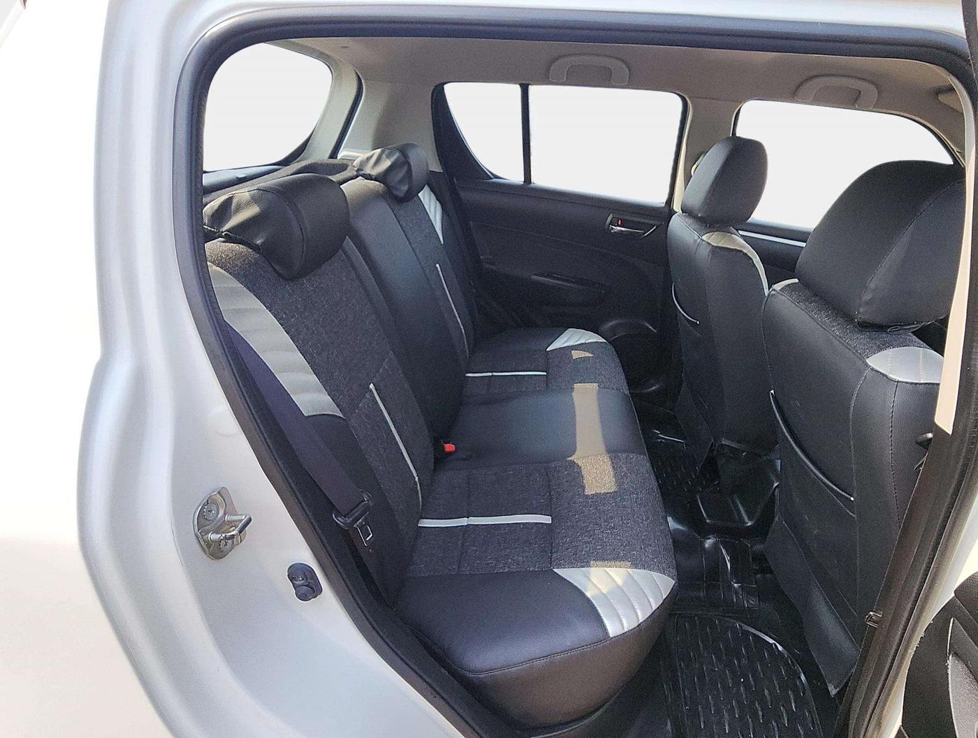 2017 Maruti Swift VXI, Petrol, Manual, 53,517 km, Right Side Rear Door Cabin