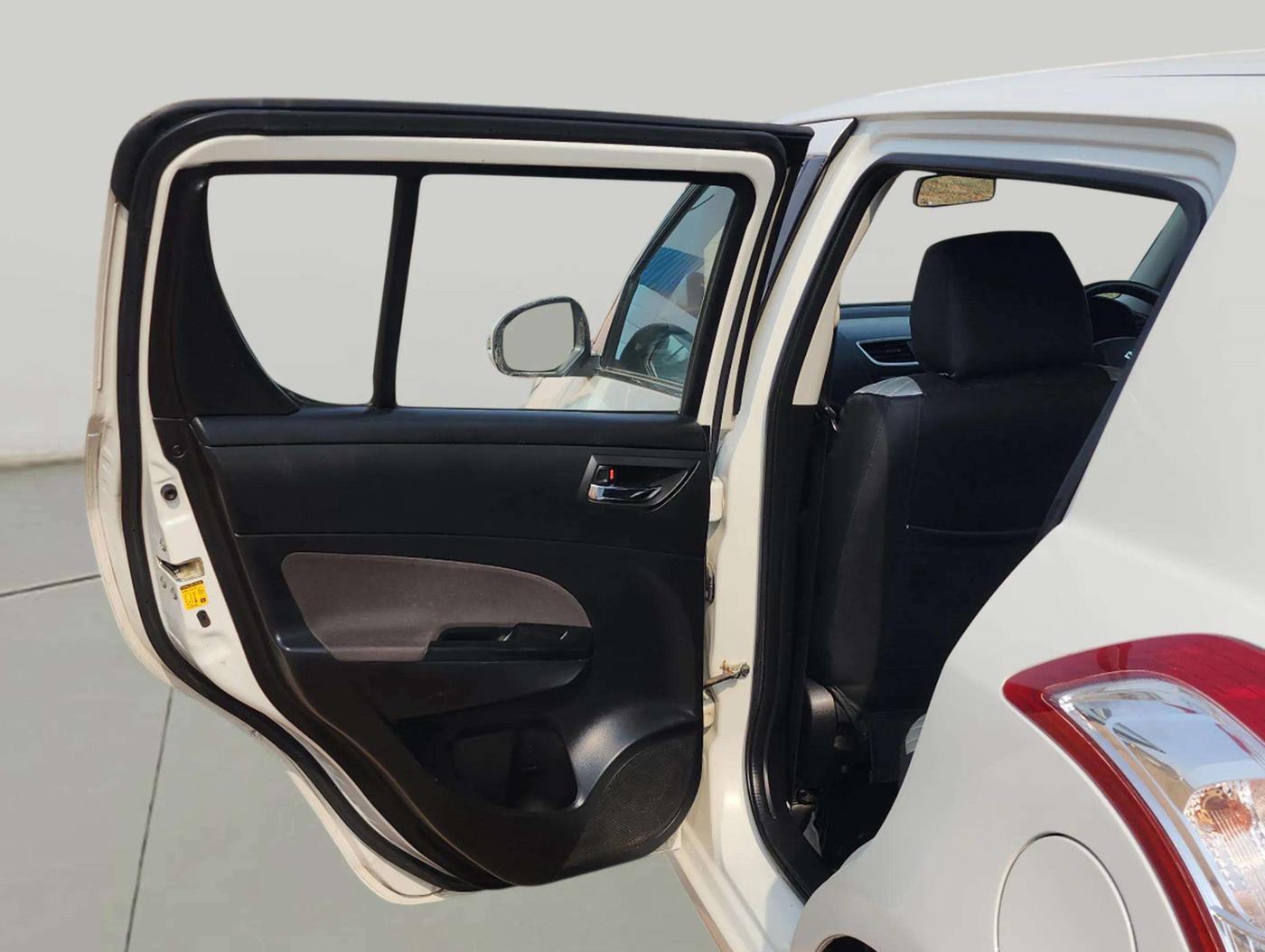 2017 Maruti Swift VXI, Petrol, Manual, 53,517 km, LHS Rear Door