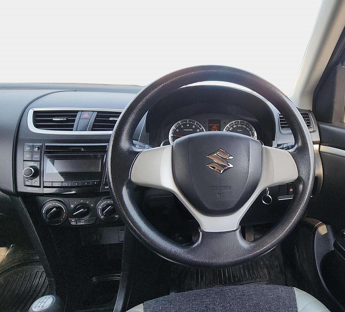 2017 Maruti Swift VXI, Petrol, Manual, 53,517 km, Steering Wheel Close Up