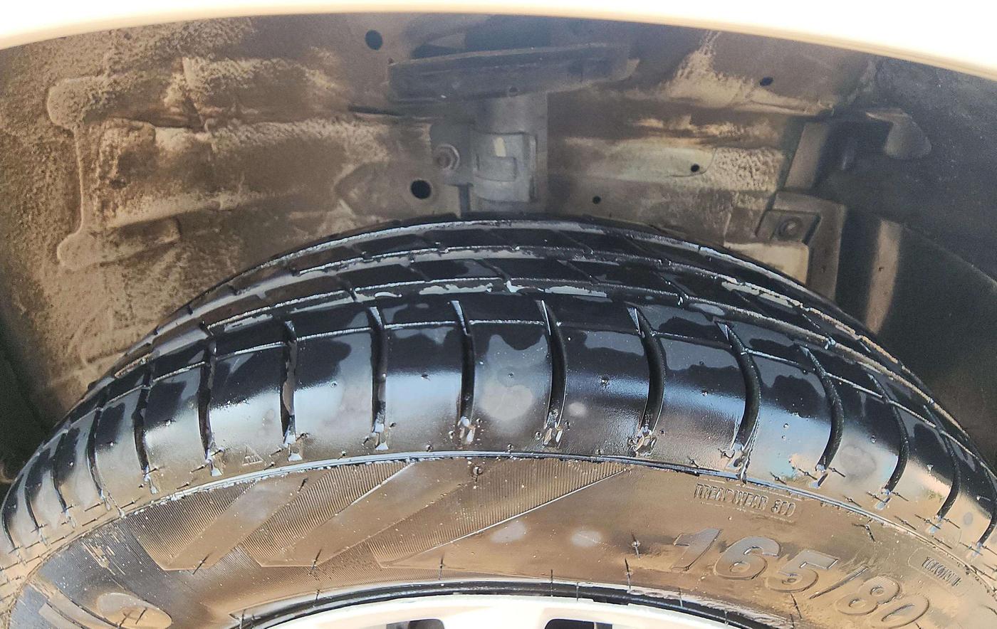 2017 Maruti Swift VXI, Petrol, Manual, 53,517 km, Right Front Tyre Tread