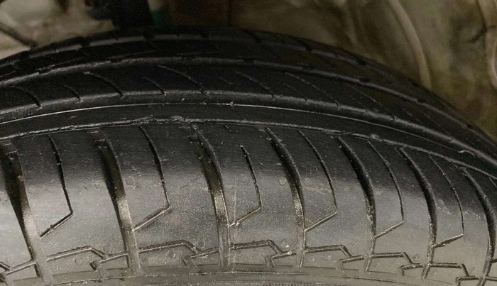 2024 Maruti Dzire TOUR S CNG, CNG, Manual, 28,363 km, Left Front Tyre Tread