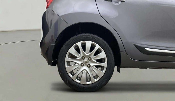 2018 Maruti Baleno ALPHA PETROL 1.2, Petrol, Manual, 61,019 km, Right Rear Wheel