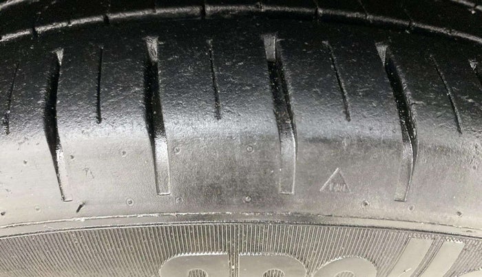 2018 Maruti Baleno ALPHA PETROL 1.2, Petrol, Manual, 61,019 km, Left Front Tyre Tread