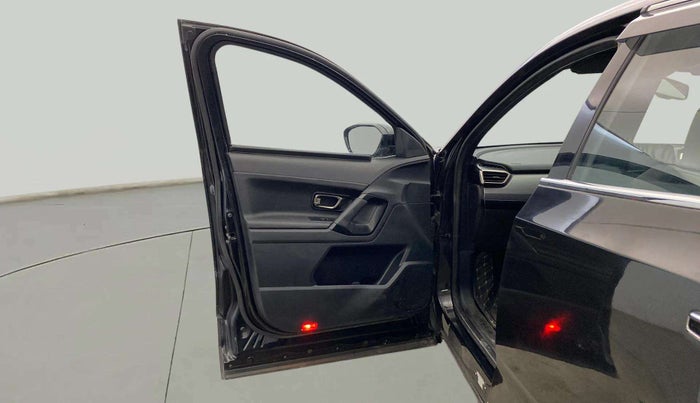 2021 Tata Harrier XZ PLUS 2.0L DARK EDITION, Diesel, Manual, 65,911 km, LHS Front Door