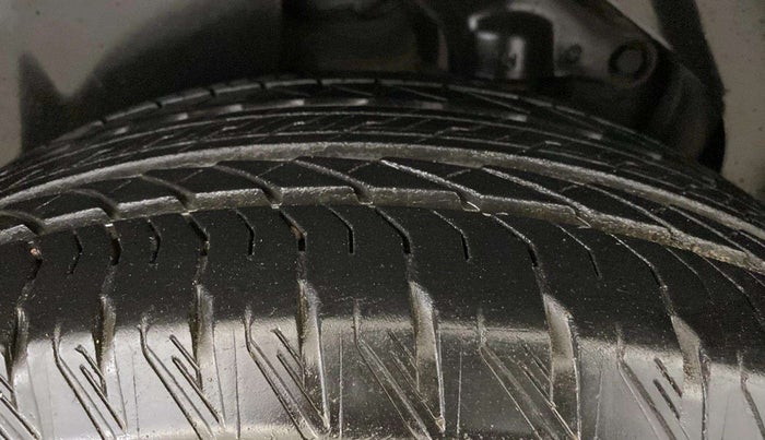 2021 Tata Harrier XZ PLUS 2.0L DARK EDITION, Diesel, Manual, 65,911 km, Right Rear Tyre Tread