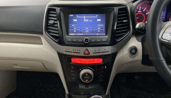 2021 Mahindra XUV300 W8 (O) 1.2 PETROL, Petrol, Manual, 43,484 km, Air Conditioner
