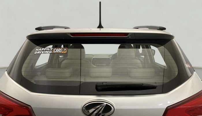 2021 Mahindra XUV300 W8 (O) 1.2 PETROL, Petrol, Manual, 43,484 km, Rear Windshield