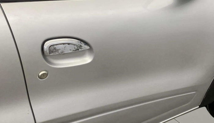 2020 Renault Kwid NEOTECH RXL 1.0 MT, Petrol, Manual, 36,953 km, Driver-side door - Graphic sticker