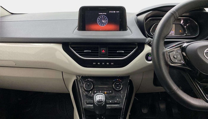 2021 Tata NEXON XZ PLUS PETROL DUAL TONE, Petrol, Manual, 52,861 km, Air Conditioner