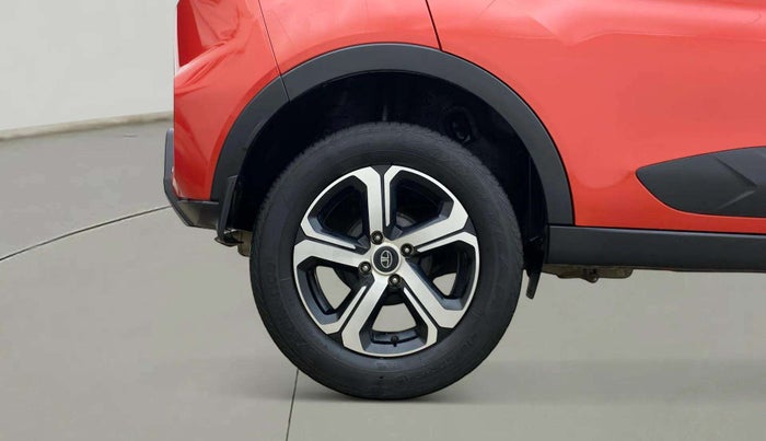 2021 Tata NEXON XZ PLUS PETROL DUAL TONE, Petrol, Manual, 52,861 km, Right Rear Wheel