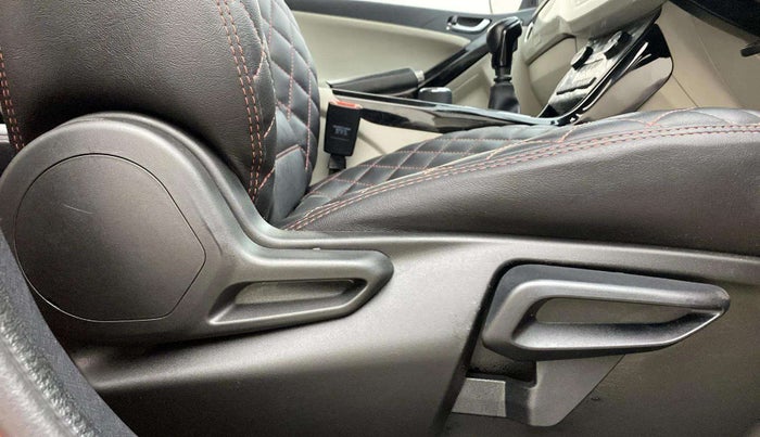 2021 Tata NEXON XZ PLUS PETROL DUAL TONE, Petrol, Manual, 52,861 km, Driver Side Adjustment Panel