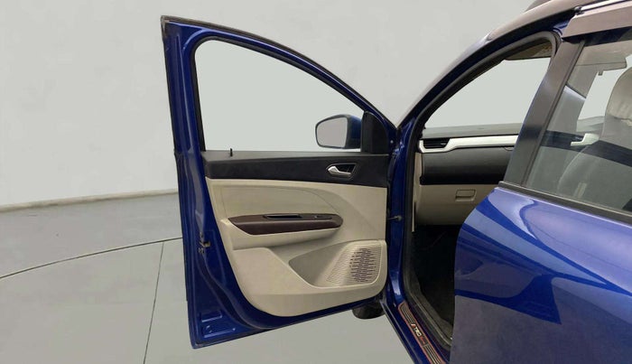 2019 Renault TRIBER RXZ, Petrol, Manual, 15,398 km, LHS Front Door