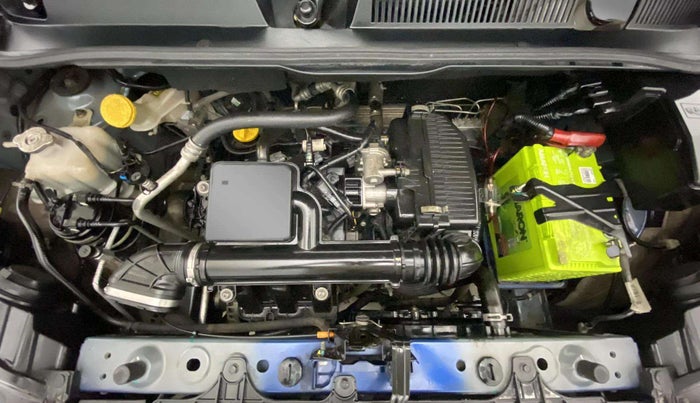 2019 Renault TRIBER RXZ, Petrol, Manual, 15,398 km, Engine View