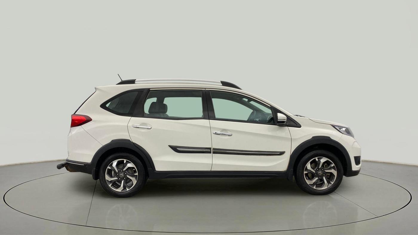 2017 Honda BR-V 1.5L I-VTEC V, Petrol, Manual, 94,516 km, Right Side View