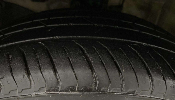2017 Honda BR-V 1.5L I-VTEC V, Petrol, Manual, 94,444 km, Left Front Tyre Tread
