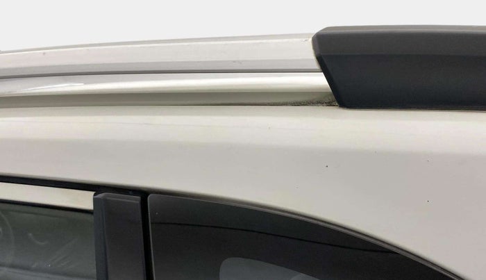 2017 Honda BR-V 1.5L I-VTEC V, Petrol, Manual, 94,444 km, Left C pillar - Paint is slightly faded