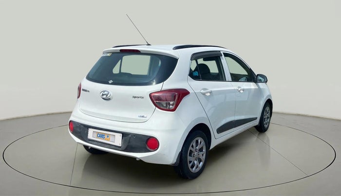 2017 Hyundai Grand i10 SPORTZ (O) 1.2 KAPPA VTVT, Petrol, Manual, 33,192 km, Right Back Diagonal