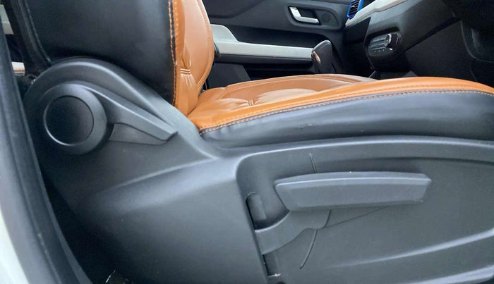 2022 Tata PUNCH CREATIVE  AMT, Petrol, Automatic, 28,985 km, Driver Side Adjustment Panel