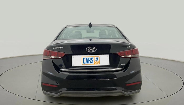 2018 Hyundai Verna 1.6 VTVT SX O, Petrol, Manual, 37,998 km, Back/Rear