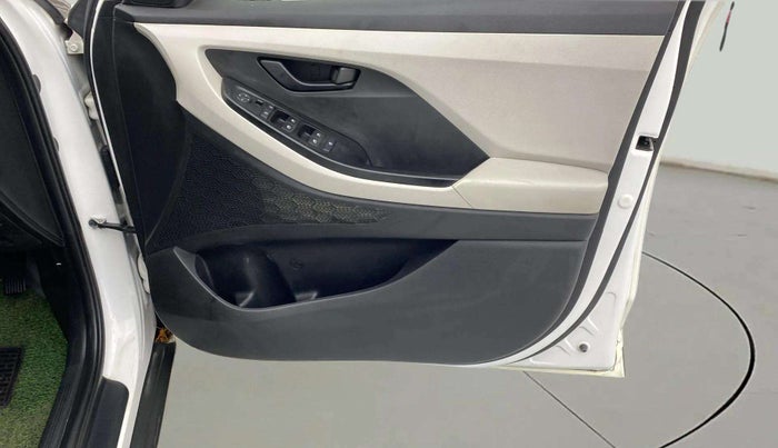 2022 Hyundai Creta EX 1.5 PETROL, Petrol, Manual, 42,814 km, Driver Side Door Panels Control